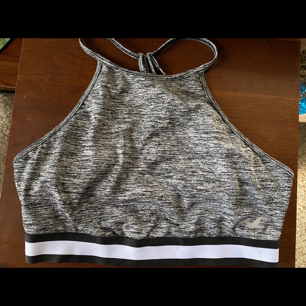 Hollister sports bra size small